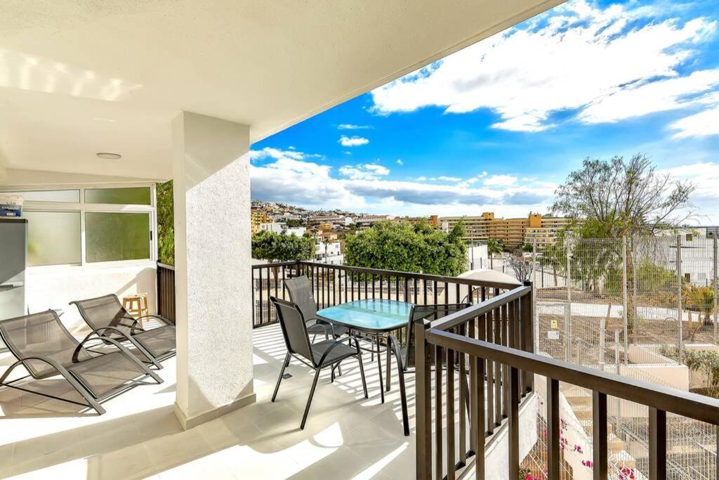 Modern apartment in Parque Royal I, Playa Fañabe Costa Adeje  Exterior foto