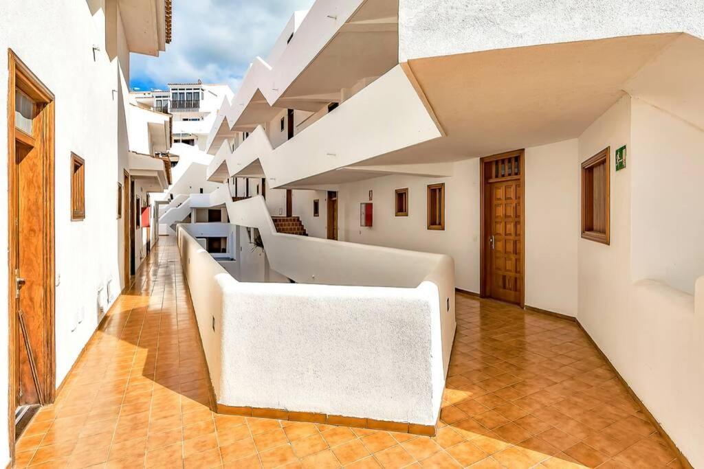 Modern apartment in Parque Royal I, Playa Fañabe Costa Adeje  Exterior foto
