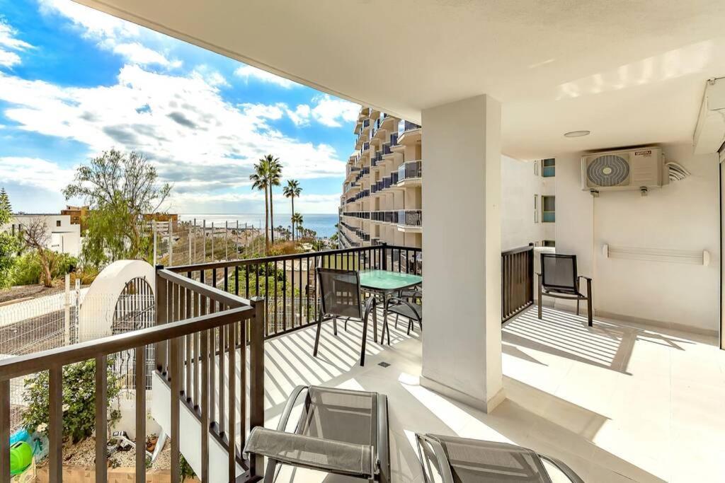 Modern apartment in Parque Royal I, Playa Fañabe Costa Adeje  Exterior foto